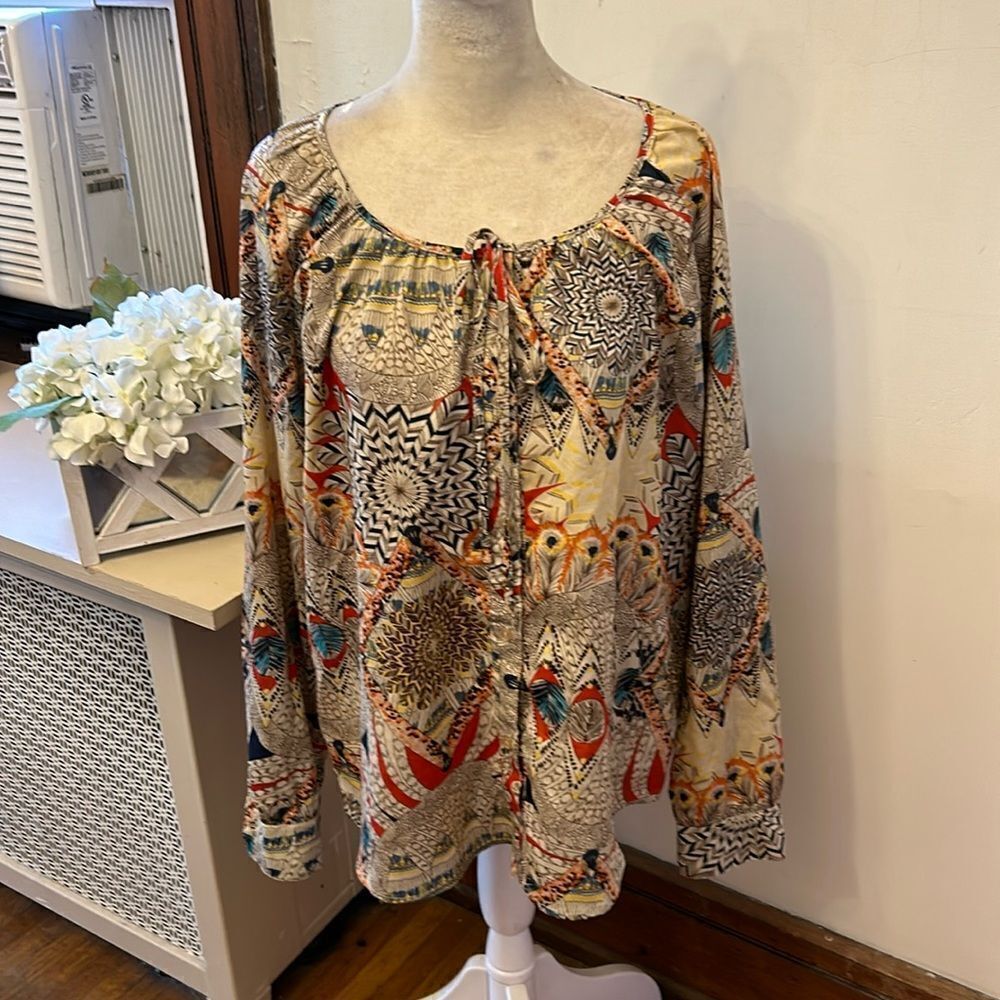Milano brown orange patterned long sleeve button front blouse Size M EUC